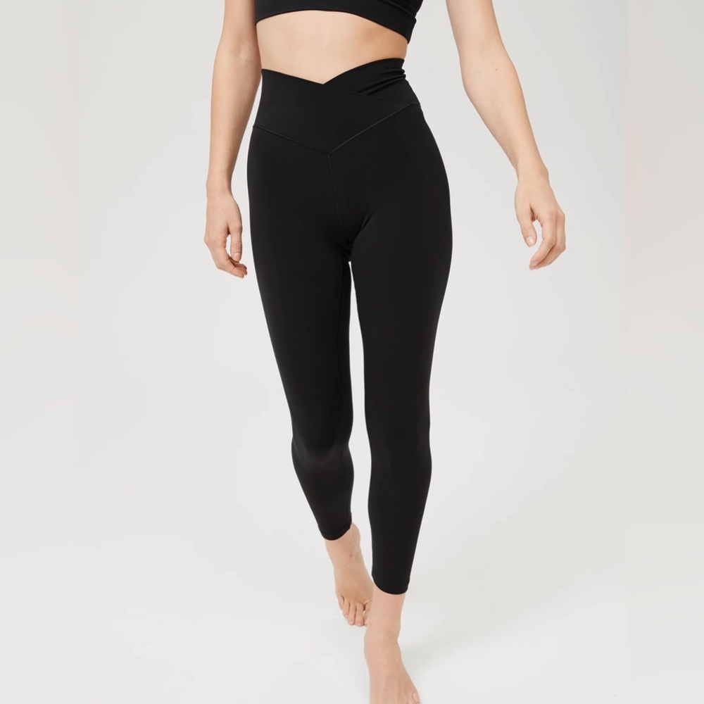 OFFLINE By Aerie Real Me High Waisted Crossover Legging